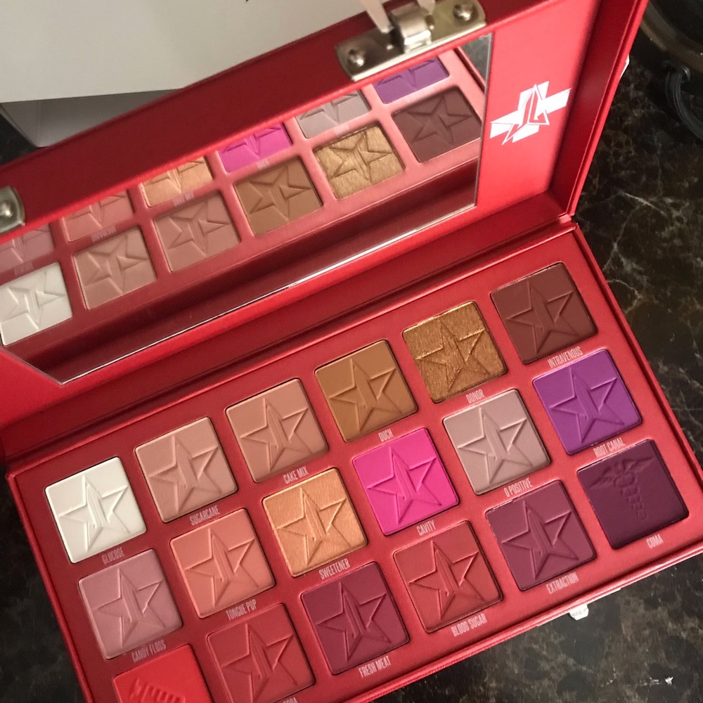 Blood sugar eyeshadow palette by Jeffree Starr